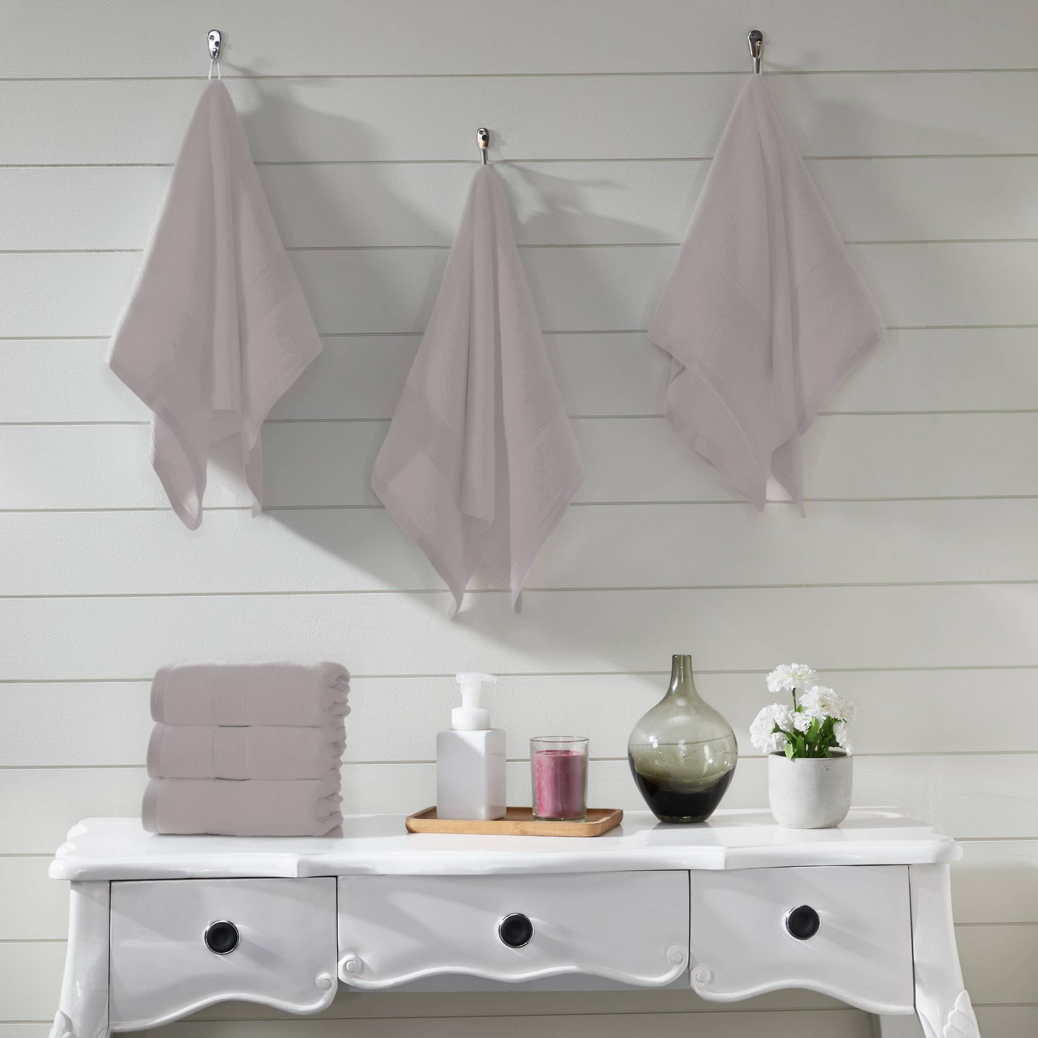 100% Cotton Hand Towel