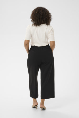 KCpheolo Cropped Pants