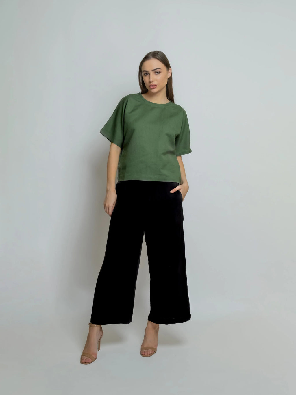 Boxy Linen Tee Roundneck 