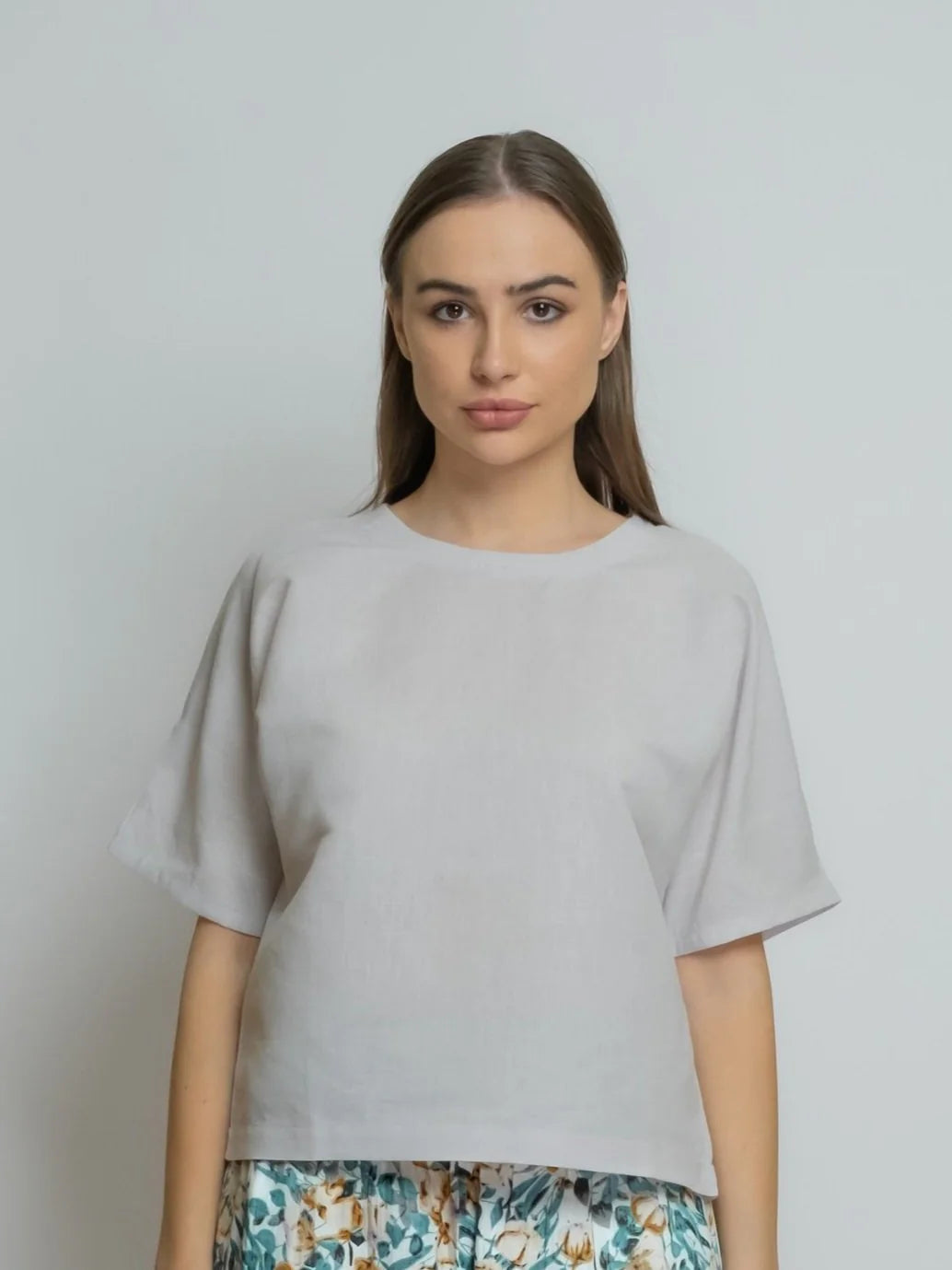 Boxy Linen Tee Roundneck 