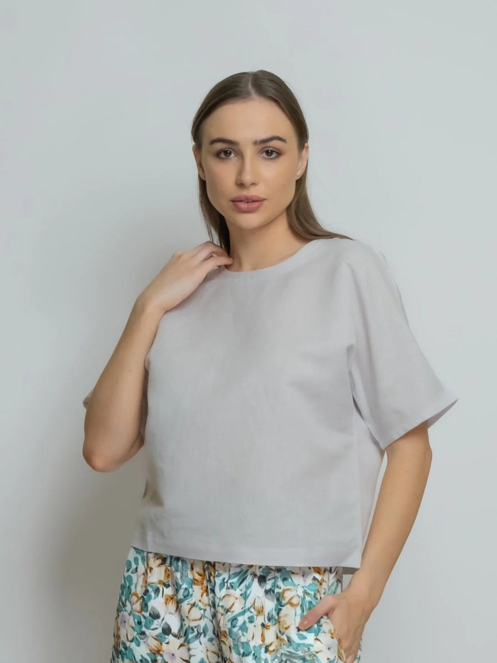 Boxy Linen Tee Roundneck 