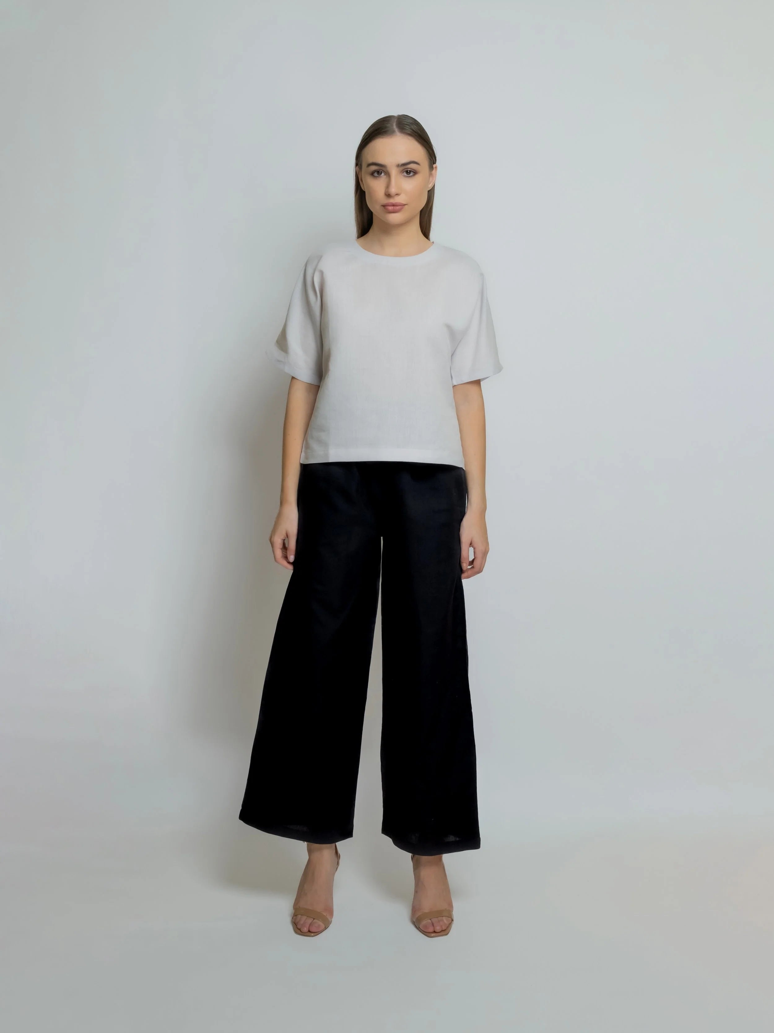 Boxy Linen Tee Roundneck 