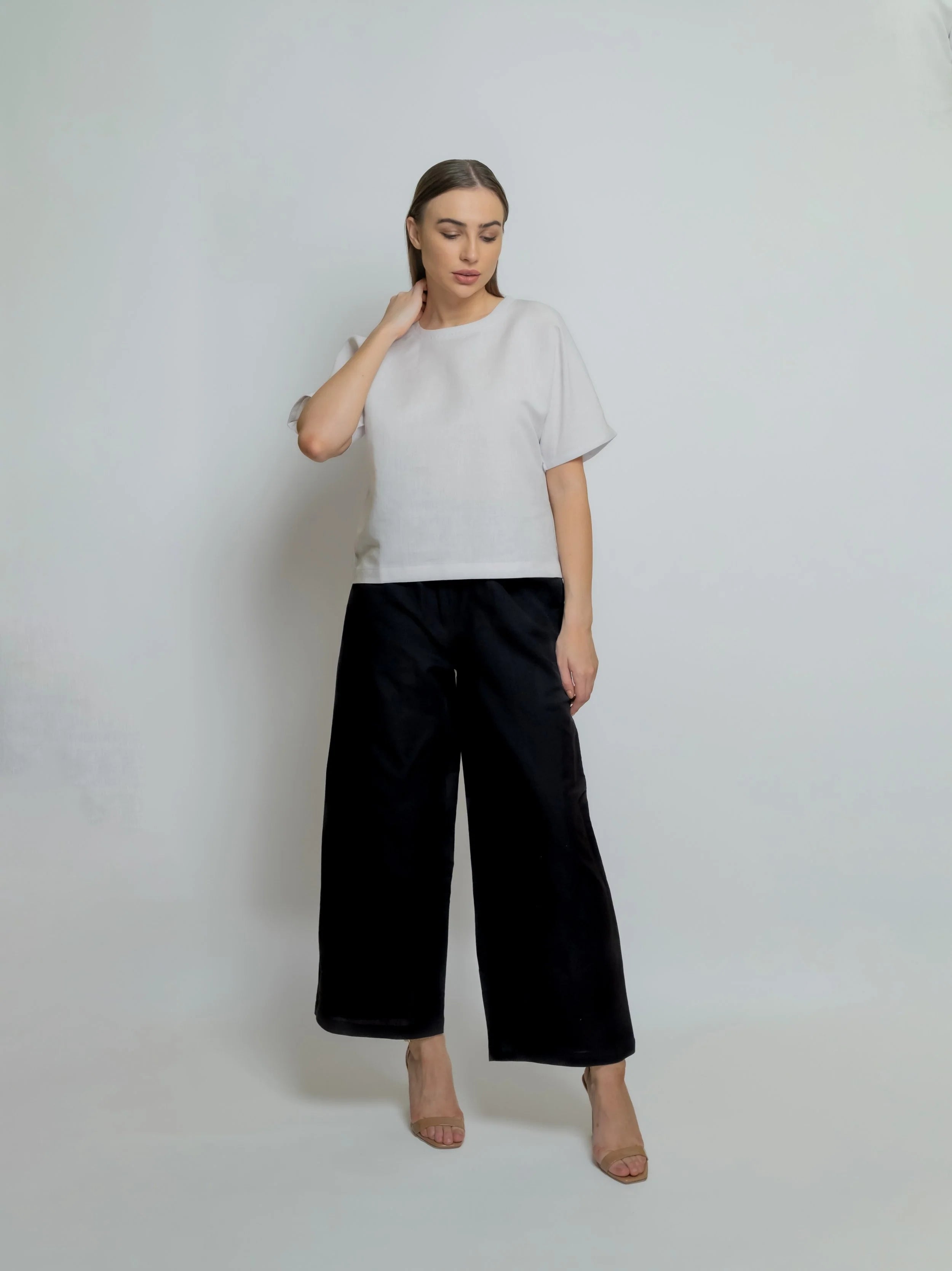 Boxy Linen Tee Roundneck 