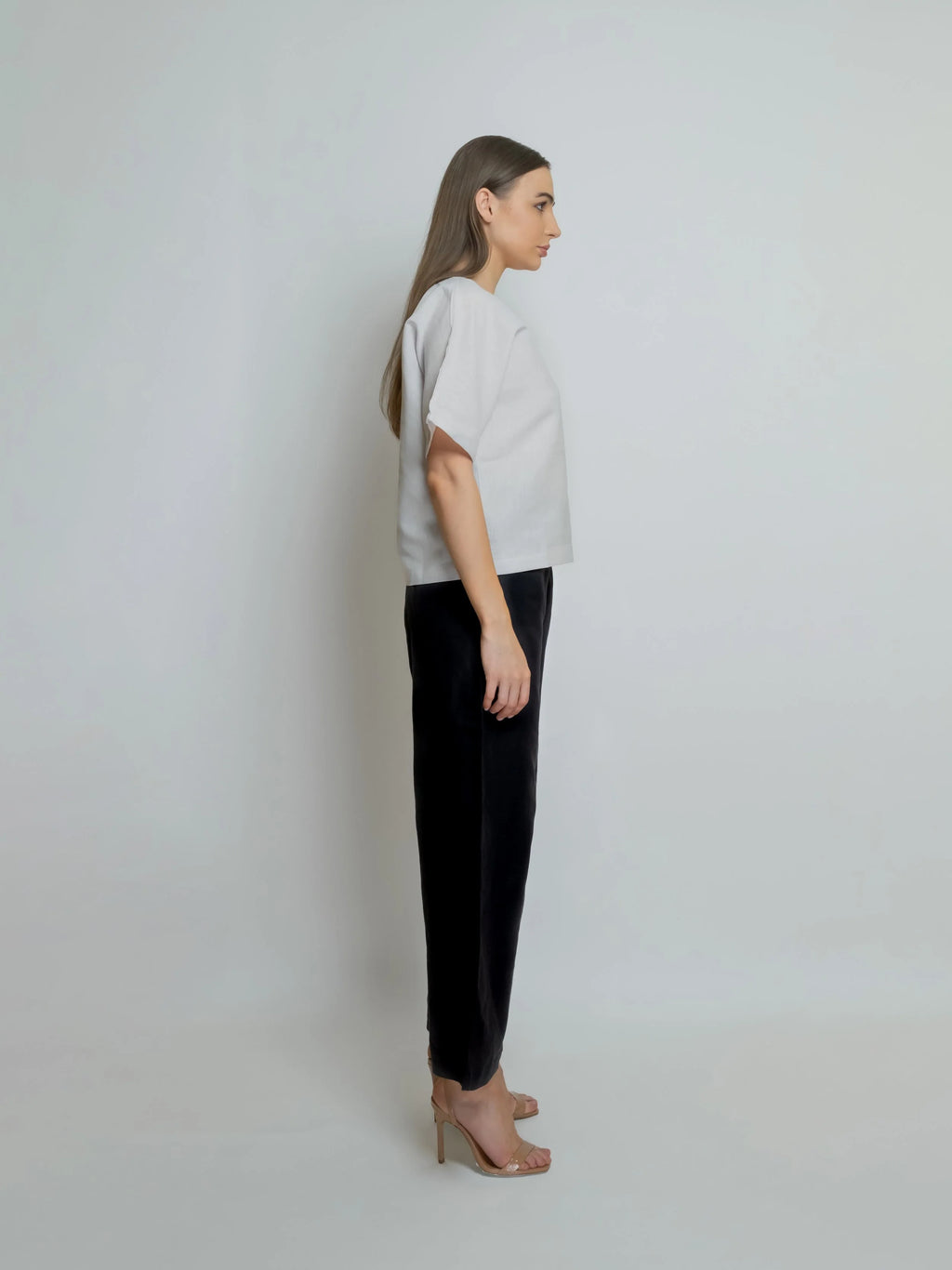 Boxy Linen Tee Roundneck 