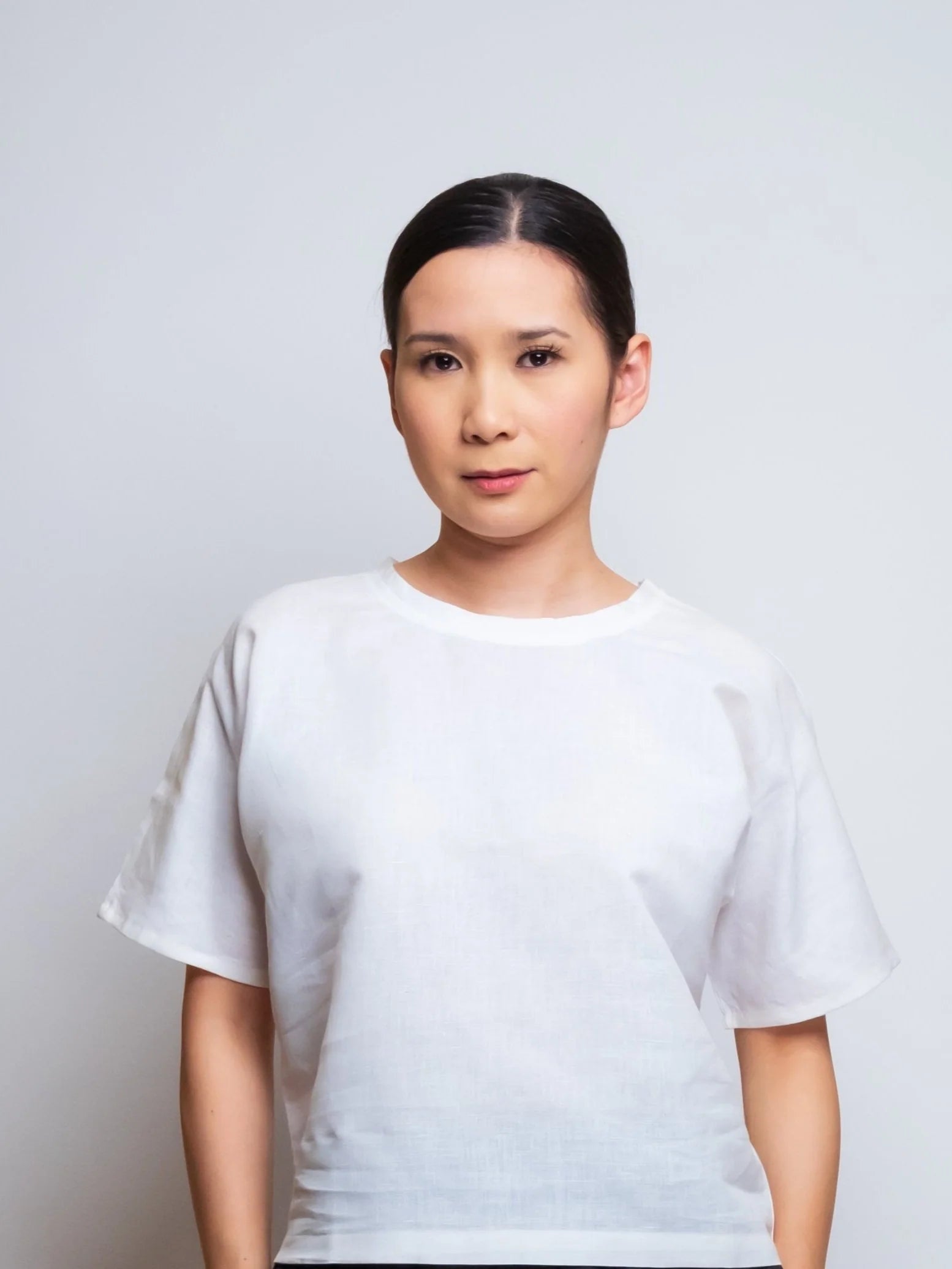 Boxy Linen Tee Roundneck 