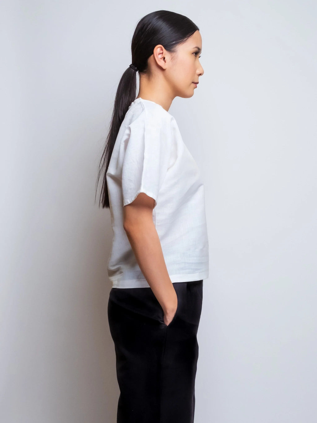 Boxy Linen Tee Roundneck 
