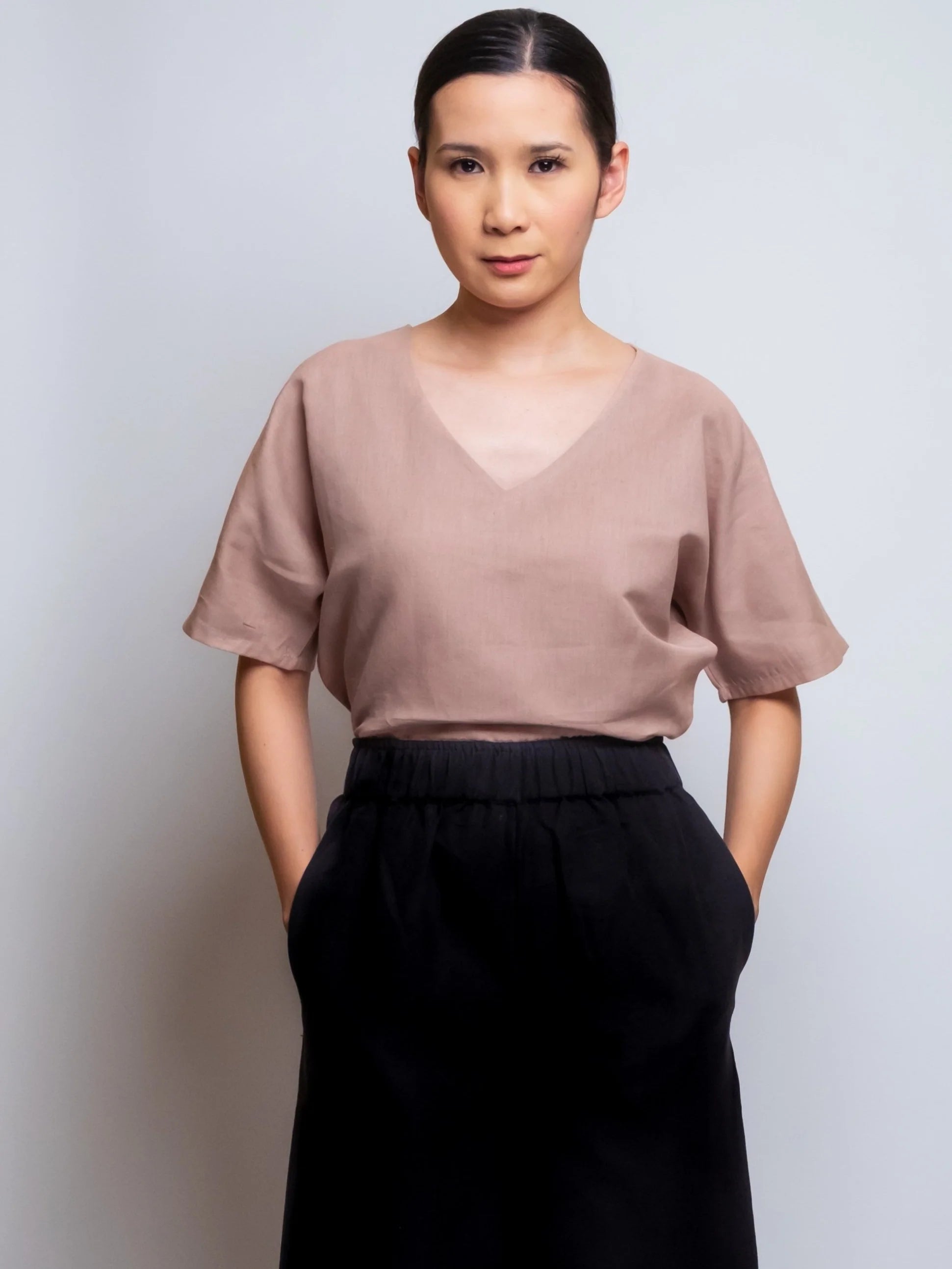Boxy Linen Tee V-neck 