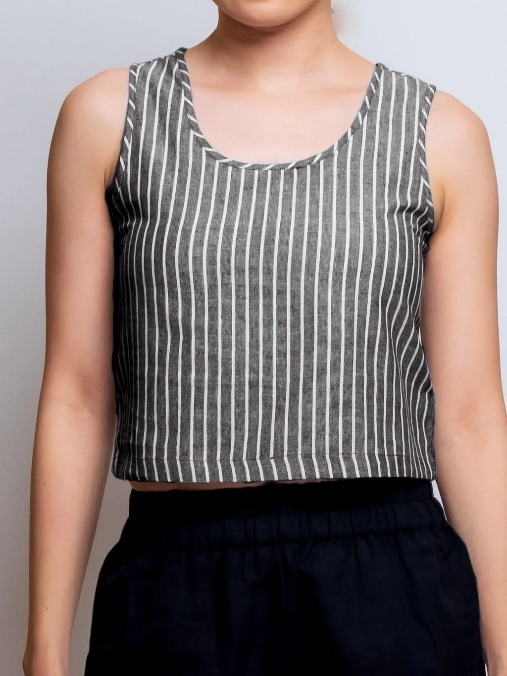 LINEN TANK ROUND