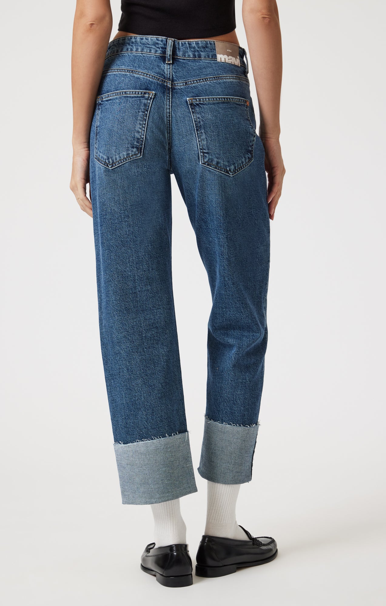 SAVANNAH Cuffed Classic Jeans