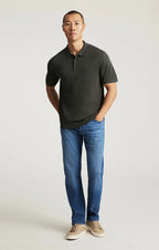ZACH Straight Leg Jeans
