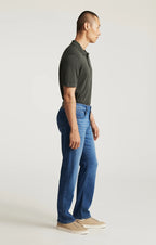 ZACH Straight Leg Jeans