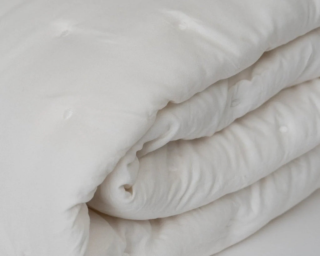 Super Soft Lightweight Comforter
